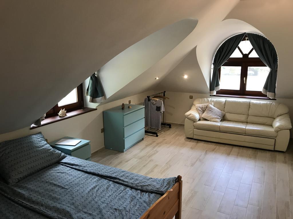Szines Panorama Apartman Balatonlelle Exteriér fotografie